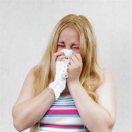 plump girls - handkerchief blonde girl on a white background. portrait Foto de stock - Super Valor sin royalties y Suscripción, Código: 400-06140110