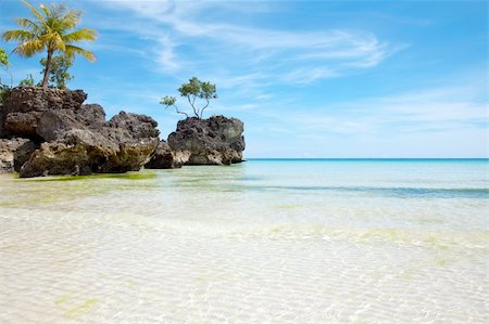 Beautiful beach in Boracay, Philippines Foto de stock - Super Valor sin royalties y Suscripción, Código: 400-06140361