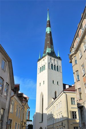 simsearch:400-06366782,k - Beautiful St. Olaf  church in the Old Town of Tallinn, Estonia Photographie de stock - Aubaine LD & Abonnement, Code: 400-06141437