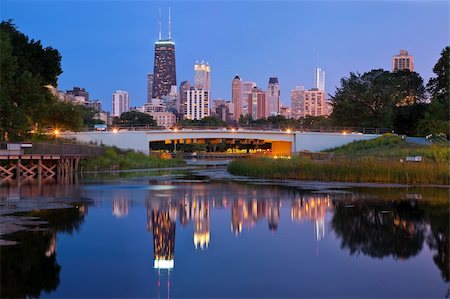 simsearch:400-06140945,k - Image of the Chicago downtown skyline at dusk. Lincoln Park in the foreground. Stock Photo - Budget Royalty-Free & Subscription, Code: 400-06141493