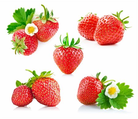 simsearch:400-05664164,k - strawberry berry with green leaf and flower isolated on white background Stock Photo - Budget Royalty-Free & Subscription, Code: 400-06141786