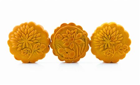 Mooncake traditionally eaten during the Mid-Autumn Festival and this is one of the four most important Chinese festivals. Stock Photo - Budget Royalty-Free & Subscription, Code: 400-06142518