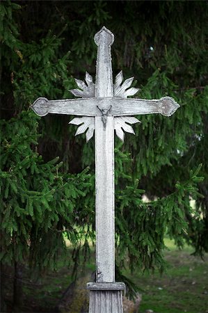 simsearch:400-08254774,k - Old wooden cross with firs in background, Pasvalys Lithuania Stock Photo - Budget Royalty-Free & Subscription, Code: 400-06142715