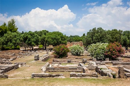 An image of the famous heritage Olympia in Greece Stockbilder - Microstock & Abonnement, Bildnummer: 400-06142921