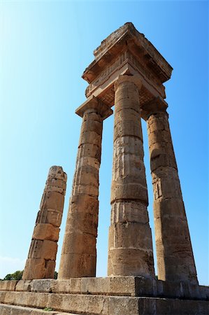 simsearch:400-05728180,k - Ancient acropolis ruins of Rhodes. Rhodes island. Greece. Stockbilder - Microstock & Abonnement, Bildnummer: 400-06174142