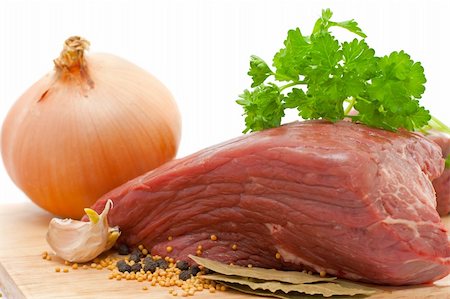 simsearch:400-07713408,k - beef onion and spices isolated on white Stock Photo - Budget Royalty-Free & Subscription, Code: 400-06174161