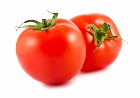 simsearch:400-07976764,k - Two red tomatoes isolated over white background Photographie de stock - Aubaine LD & Abonnement, Code: 400-06175197