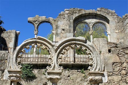 evora - Medieval arches in Evora, Portugal Photographie de stock - Aubaine LD & Abonnement, Code: 400-06177248