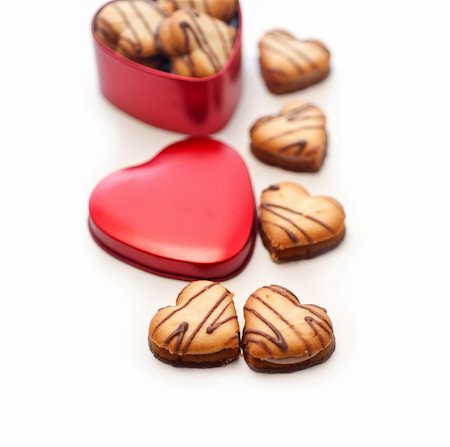 heart shaped cream cookies on red heart metal box Stock Photo - Budget Royalty-Free & Subscription, Code: 400-06177764