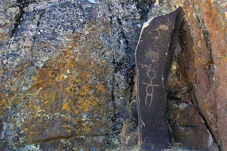 Native American Petroglyphs at Horse Thief Lake, Washington Photographie de stock - Aubaine LD & Abonnement, Code: 400-06179973