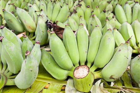 fruit farm in thailand - Heap of bananas on a market Foto de stock - Super Valor sin royalties y Suscripción, Código: 400-06171784