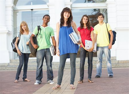 Group Of Teenage Students Standing Outside College Building Stock Photo - Budget Royalty-Free & Subscription, Code: 400-06204149