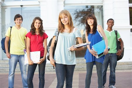 Group Of Teenage Students Standing Outside College Building Stock Photo - Budget Royalty-Free & Subscription, Code: 400-06204155