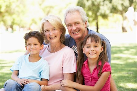 simsearch:400-06205100,k - Grandparents And Grandchildren Enjoying Day In Park Stock Photo - Budget Royalty-Free & Subscription, Code: 400-06204211