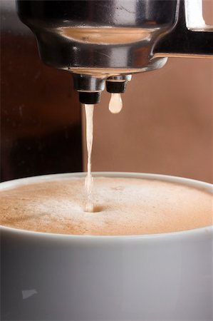 Coffee prepared in the style of espresso. Photographie de stock - Aubaine LD & Abonnement, Code: 400-06208198