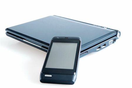 simsearch:400-04181883,k - modern mobile gadgets on white background Foto de stock - Royalty-Free Super Valor e Assinatura, Número: 400-06201266
