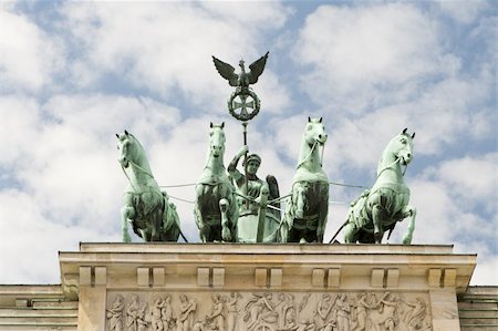 famous statues with horses - Equestrian statuary the Brandenburg Gate in Berlin Stock Photo - Budget Royalty-Free & Subscription, Code: 400-06203978