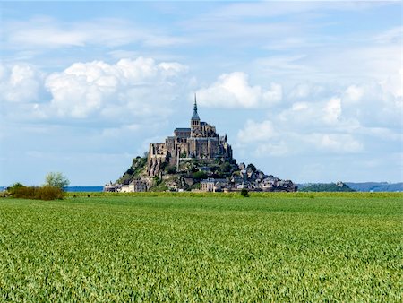 Mont Saint Michel Abbey, Normandy / Brittany, France Photographie de stock - Aubaine LD & Abonnement, Code: 400-06327744