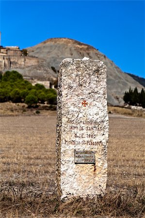 Way of St James or Camino de Santiago in Aragon, Northern Spain Foto de stock - Super Valor sin royalties y Suscripción, Código: 400-06328509