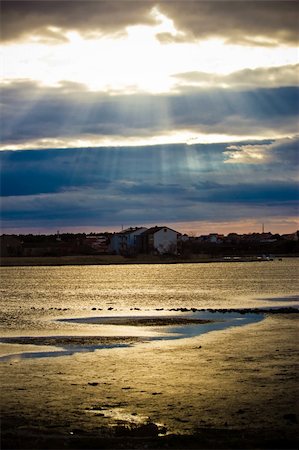 simsearch:400-09237669,k - Sun beams through clouds in Town of Nin, Dalamatia, Croatia Stock Photo - Budget Royalty-Free & Subscription, Code: 400-06328924