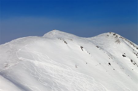 simsearch:400-09170509,k - Ski slope, off-piste. Caucasus Mountains, Georgia, ski resort Gudauri. Photographie de stock - Aubaine LD & Abonnement, Code: 400-06330429