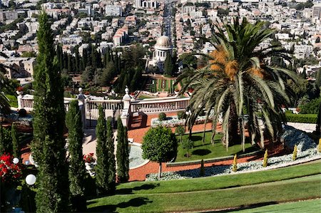 View of the Bahai Gardens in Haifa, Israel Fotografie stock - Microstock e Abbonamento, Codice: 400-06330423