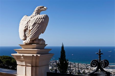 View of the Bahai Gardens in Haifa, Israel Stockbilder - Microstock & Abonnement, Bildnummer: 400-06330556