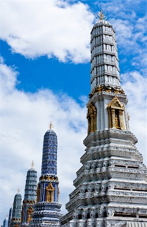 sritangphoto (artist) - Pagoda at Wat Phra Kaew Grand Palace of Thailand Foto de stock - Royalty-Free Super Valor e Assinatura, Número: 400-06331175