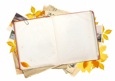 simsearch:400-04592307,k - Old book, autumn leaves and photos. Objects isolated over white Stockbilder - Microstock & Abonnement, Bildnummer: 400-06366138