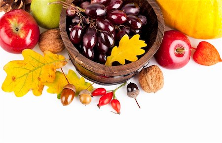 ration - autumnal harvest fruits and vegetables with yellow leaves isolated on white background Stock Photo - Budget Royalty-Free & Subscription, Code: 400-06367332