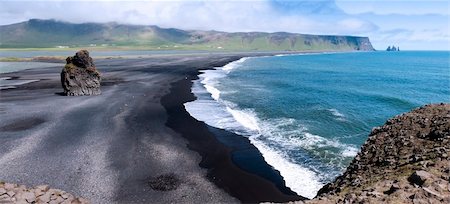 simsearch:400-04017102,k - Sea, rocks and black sand on the south coast of Iceland Photographie de stock - Aubaine LD & Abonnement, Code: 400-06362870