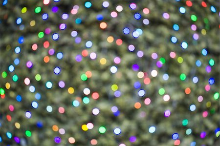defocussed lights on a christmas tree Stock Photo - Budget Royalty-Free & Subscription, Code: 400-06387344