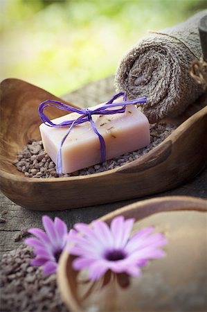 simsearch:400-05902613,k - Spa and wellness setting with natural soap, candles and towel. Violet dayspa nature set dayspa nature set Foto de stock - Royalty-Free Super Valor e Assinatura, Número: 400-06388103