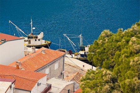 simsearch:400-05718887,k - Fishing boats aerial view in Novigrad Dalmatinski, Dalmatia, Croatia Foto de stock - Royalty-Free Super Valor e Assinatura, Número: 400-06388322