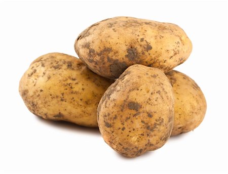 simsearch:400-04756298,k - Ripe potatoes isolated on white background Foto de stock - Royalty-Free Super Valor e Assinatura, Número: 400-06394210