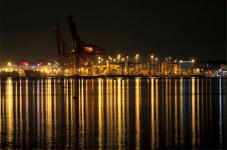 Port of Vancouver British Columbia Canada at Night Stock Photo - Budget Royalty-Free & Subscription, Code: 400-06390122