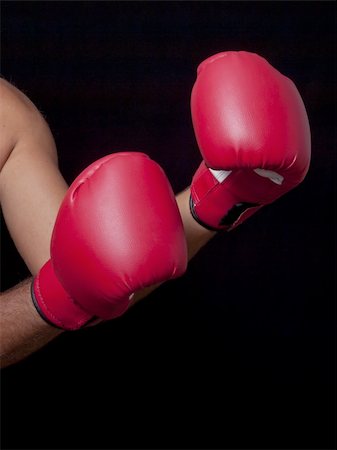 zwei Boxhandschuhe an Händen Stockbilder - Microstock & Abonnement, Bildnummer: 400-06390525