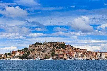 Porto Ferraio city panoama, Elba, Tuscany, Italy Foto de stock - Super Valor sin royalties y Suscripción, Código: 400-06390677