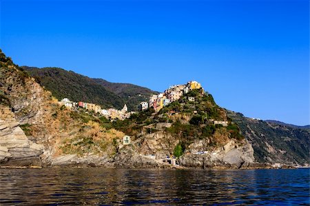 simsearch:400-07208859,k - Sunset in the Village of Corniglia in Cinque Terre, Italy Foto de stock - Royalty-Free Super Valor e Assinatura, Número: 400-06392983