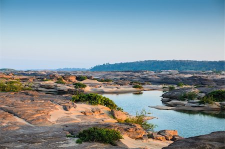 simsearch:400-06417037,k - étang de Sampanbok, dans le fleuve Mékong, Ubon Ratchathani. Grand canyon en Thaïlande Photographie de stock - Aubaine LD & Abonnement, Code: 400-06417042