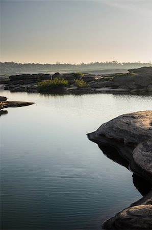 simsearch:400-06417037,k - étang de Sampanbok, dans le fleuve Mékong, Ubon Ratchathani. Grand canyon en Thaïlande Photographie de stock - Aubaine LD & Abonnement, Code: 400-06417053