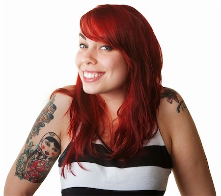 Hübsch stolze junge Frau in rotes Haar mit tattoos Stockbilder - Microstock & Abonnement, Bildnummer: 400-06424196