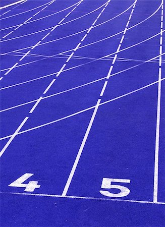 blue running tracks with numbers for training Fotografie stock - Microstock e Abbonamento, Codice: 400-06427186