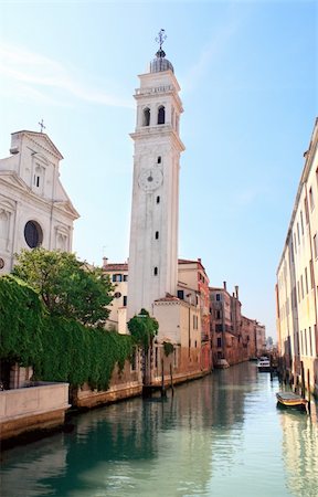 simsearch:400-06391540,k - Typical Venice street. Summer day Stock Photo - Budget Royalty-Free & Subscription, Code: 400-06421576