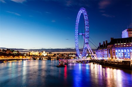 simsearch:400-07895161,k - London Eye and London Cityscape in the Night, United Kingdom Fotografie stock - Microstock e Abbonamento, Codice: 400-06422100