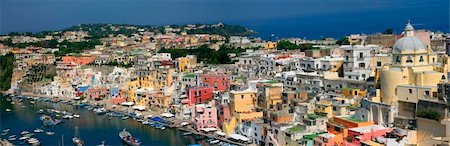 Corricella - Procida, beautiful island in the mediterranean sea, naples - Italy Foto de stock - Super Valor sin royalties y Suscripción, Código: 400-06423712