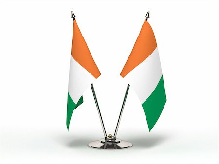 simsearch:400-06105879,k - Miniature Flag of Ivory Coast (Isolated with clipping path) Photographie de stock - Aubaine LD & Abonnement, Code: 400-06464638