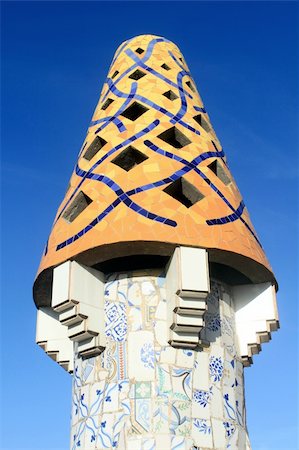 simsearch:400-05302356,k - Chimney of Palau Guell in Barcelona, Spain Foto de stock - Super Valor sin royalties y Suscripción, Código: 400-06462051