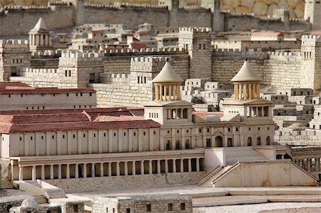 simsearch:400-04504638,k - Model of ancient Jerusalem. Upper Town. Hasmonean Palace.  Model of the ancient city of Jerusalem during the time of Herod the Great, located at the Israel Museum in Jerusalem Foto de stock - Super Valor sin royalties y Suscripción, Código: 400-06484389