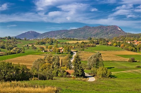 simsearch:400-07305550,k - Beautiful green scenery of Prigorje region & Kalnik mountain, Croatia Photographie de stock - Aubaine LD & Abonnement, Code: 400-06480675